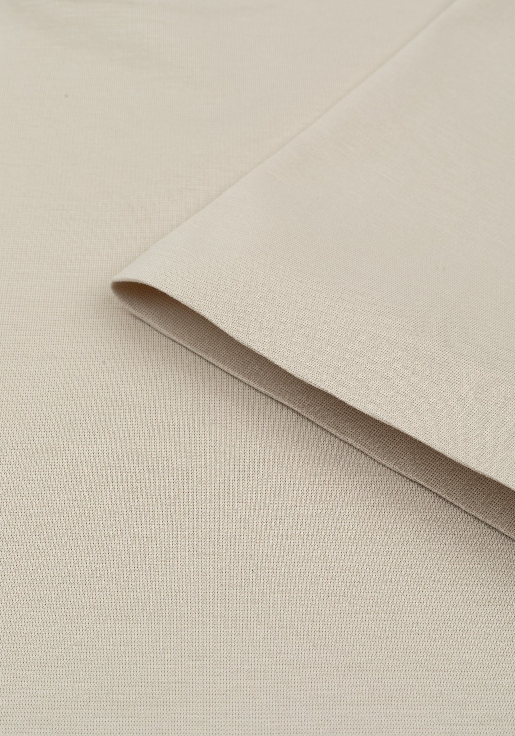 Oyster Beige Aero-Hybrid T-Shirt