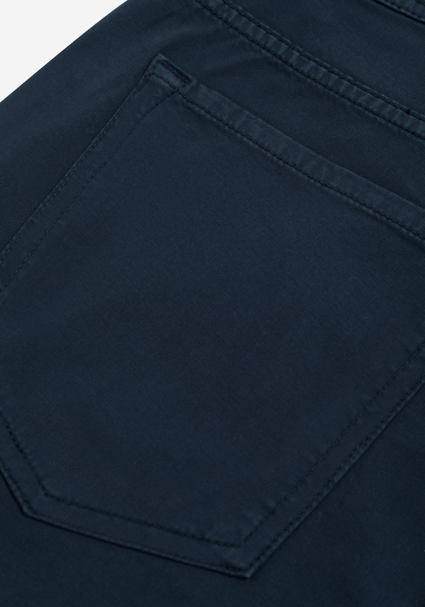 Contemporary Fit Rust Navy Twill Gabardine