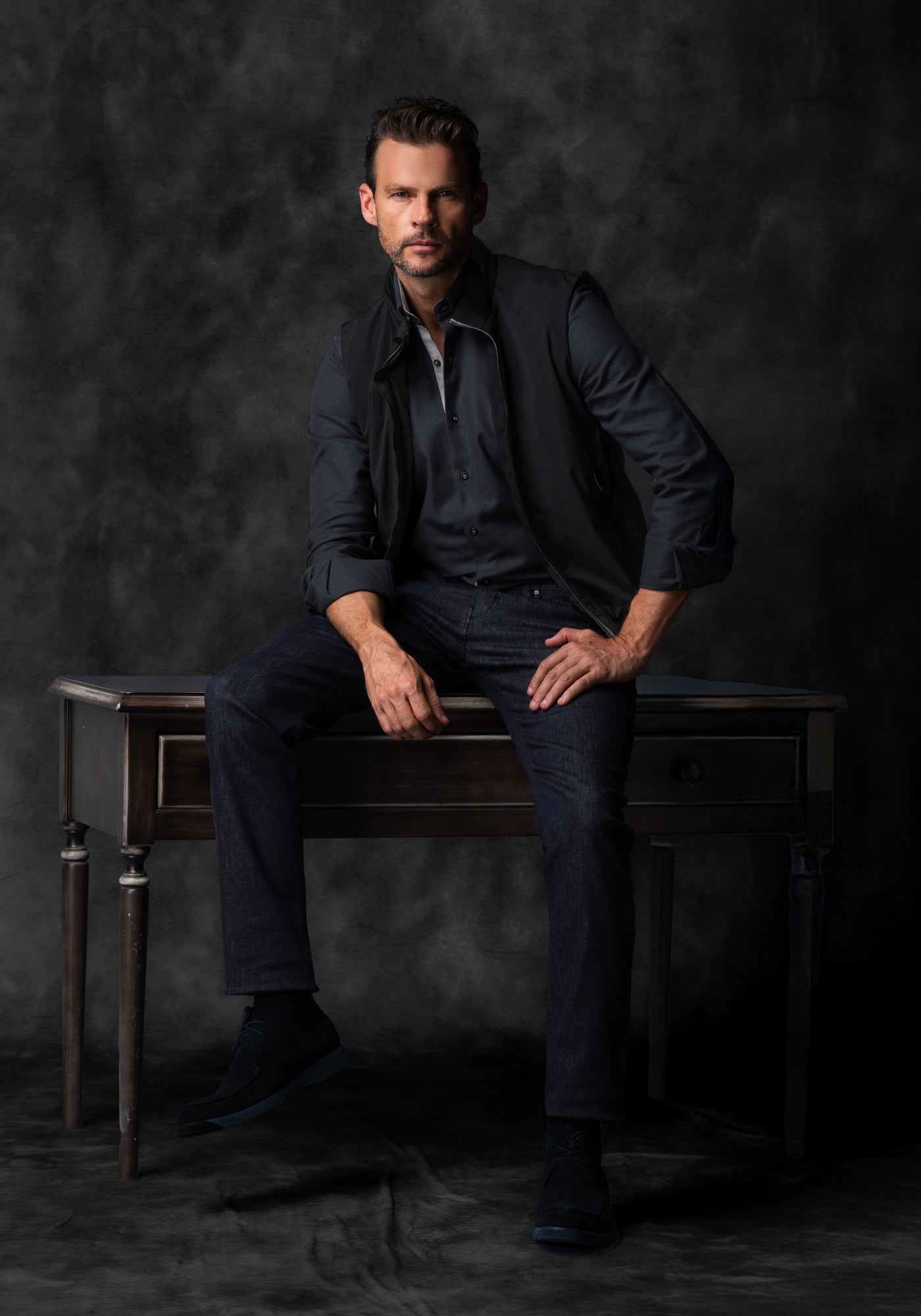 Carbon Black Polyamide Vest