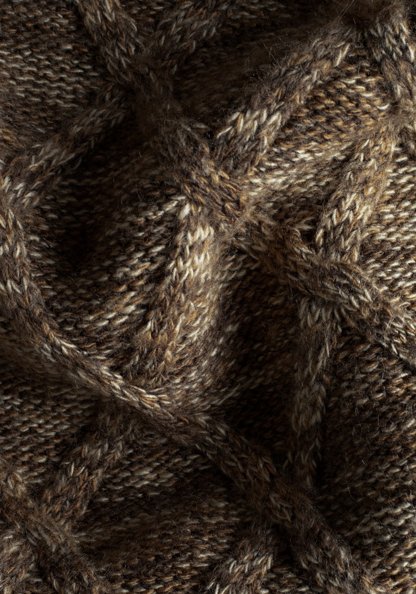 Velvet Beige Rhombus Pullover