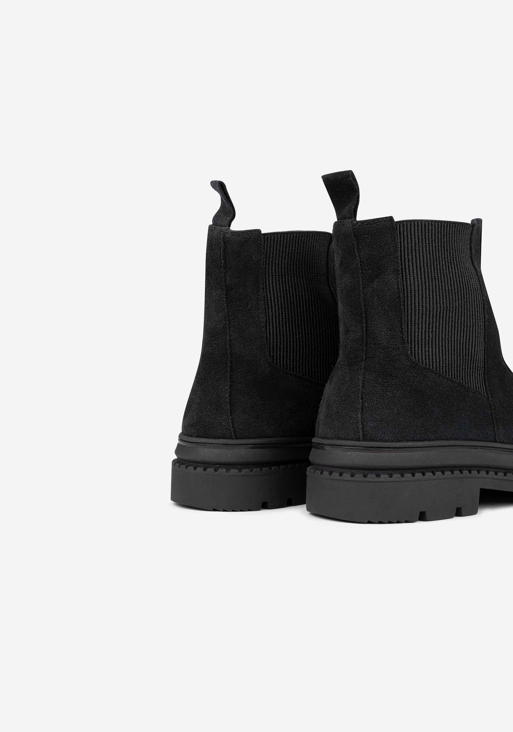 Dim Black Chelsea Boot
