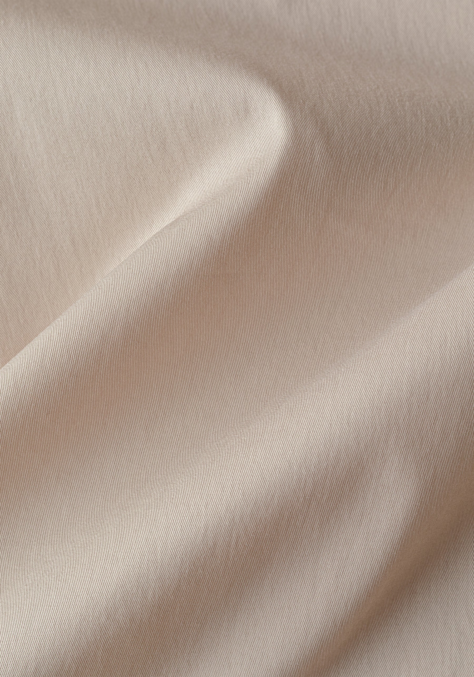 Birch Beige Aero-Hybrid Shirt