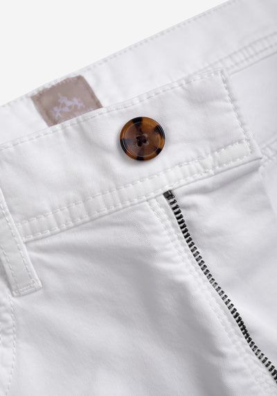 Contemporary Fit Feather White Twill Gabardine