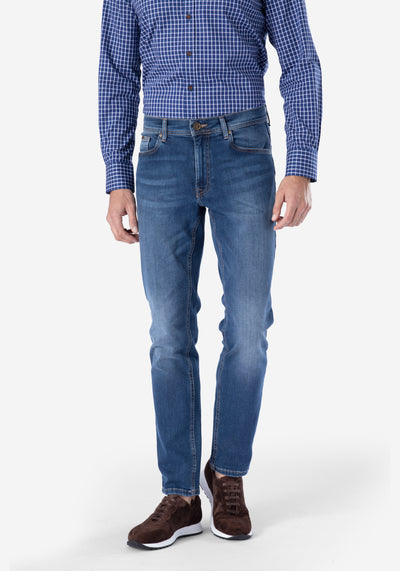 Contemporary-fit Jeans in Blue Denim