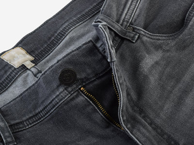 Contemporary-fit Jeans in Gray Denim