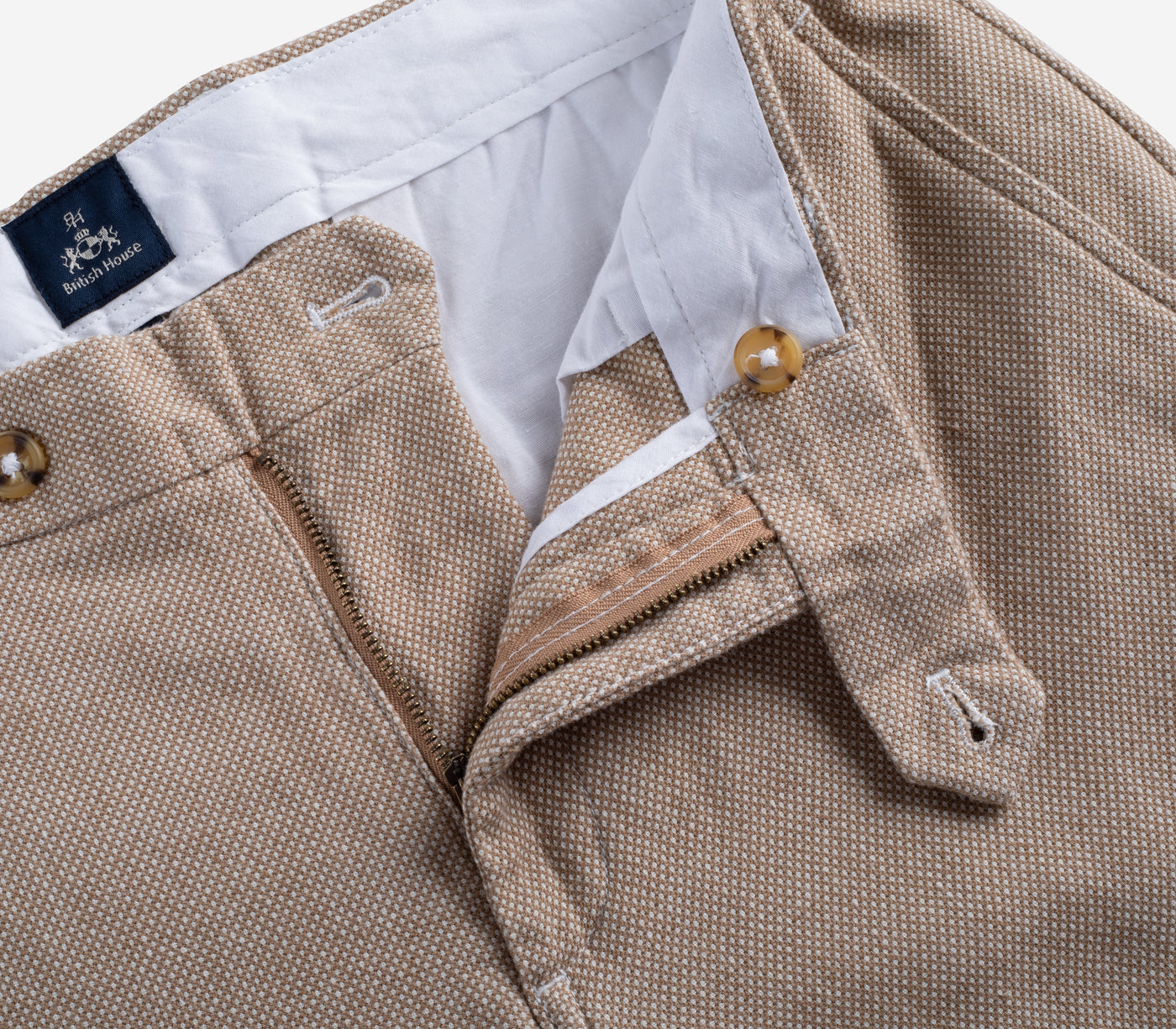 Cameo Beige Short